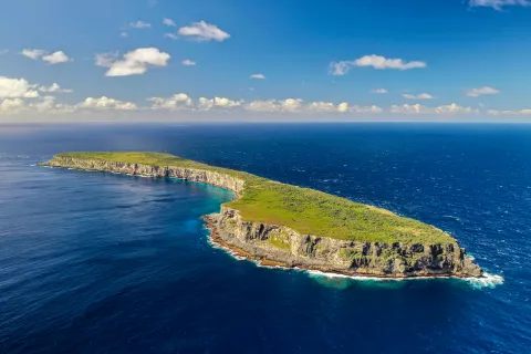 Ile de Walpole — Coral Sea Natural Park, New Caledonia